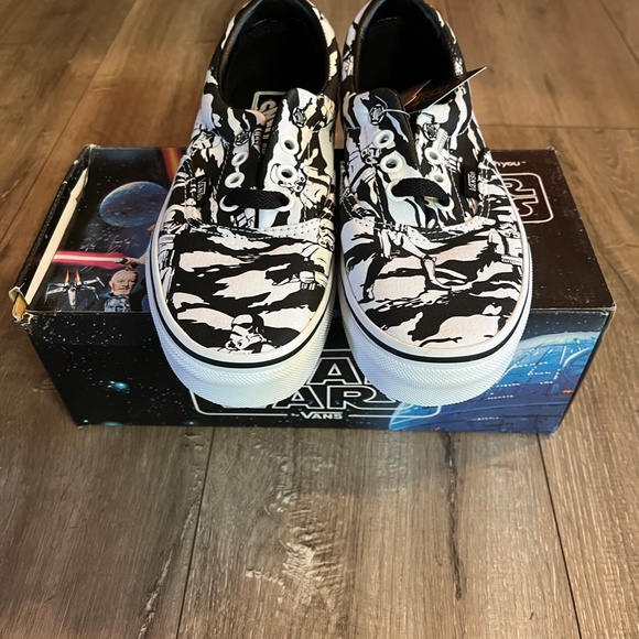 VANS Limited Edition Star Wars Sneaker - Picture 3 of 5